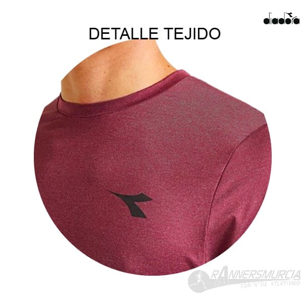 ropa-camiseta-mc-diadora-ss-t-shirt-tech-run-crew-hombre-granate-detalle Ss T-Shirt Tech Run Crew - Imagen 3