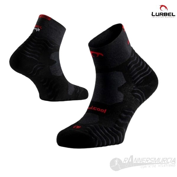 calcetines-lurbel-stone-pro-four-unisex-negro-rojo Stone Pro Four - Imagen 1
